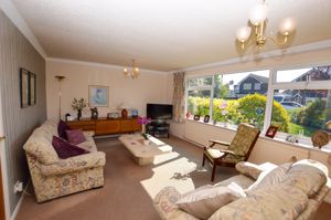 Lounge- click for photo gallery